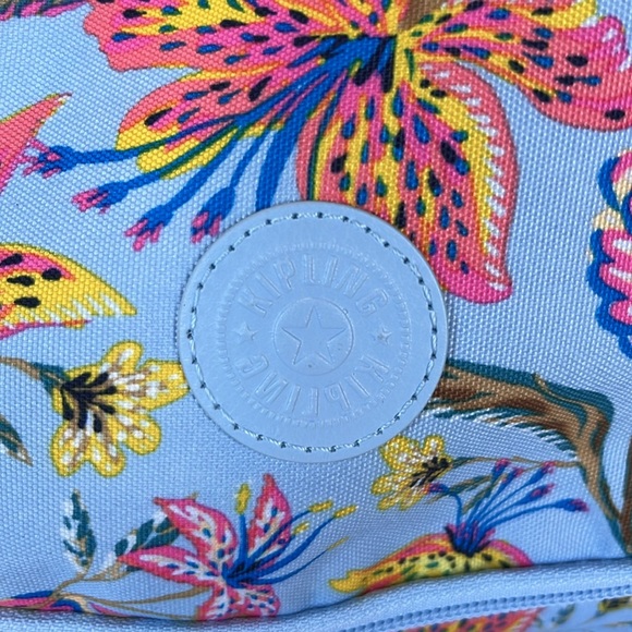 Kipling New Kichirou Lunch Bag Insulated Wild Flowers NWT - Picture 6 of 15